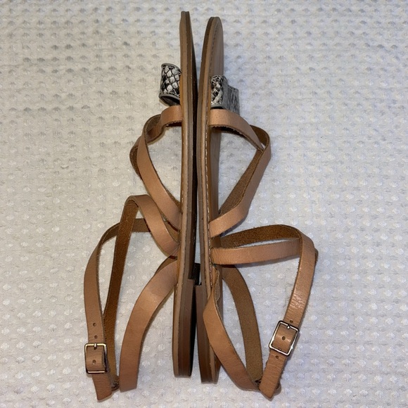 GAP Size 8 Strappy Leather Flat Ankle Wrap Sandals Neutral Tan Nude Snake - Picture 10 of 13